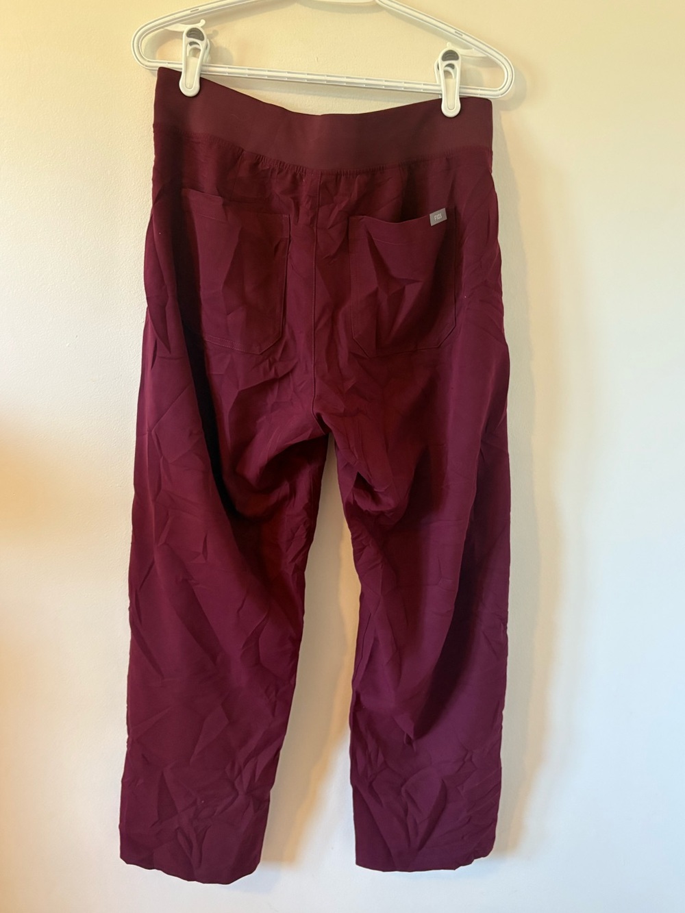 FIGS Women's Livingston Scrub Pants L/P